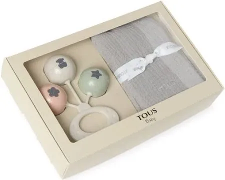 [2001923403] Set de sonajero y muselina Tous Baby